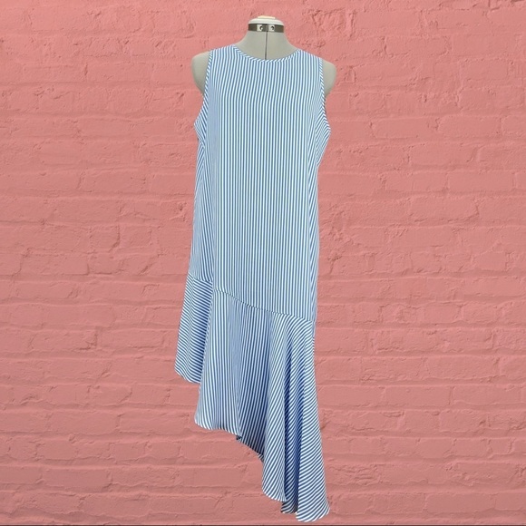 attention Dresses & Skirts - Attention Women’s Sleeveless Key Hole Asymmetrical Hem in Stripes Size M